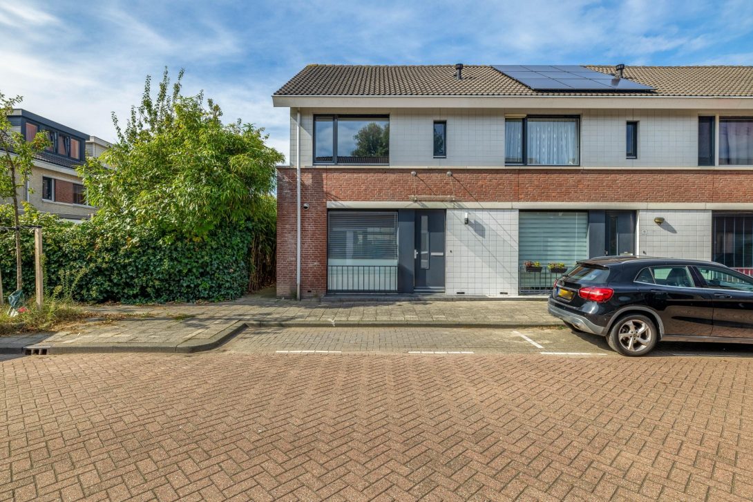 5-huone talo & omakotitalo – 119 m²